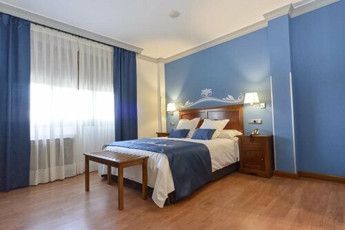 Hotel La Barrosa, Забронировать Отель Отели Сория с бассейном, Бассейн
