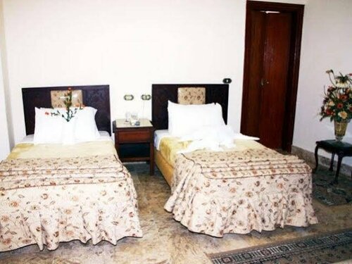 City View Museum Hotel, Забронировать Отель Каир Аль Каира, рядом с Каирская башня