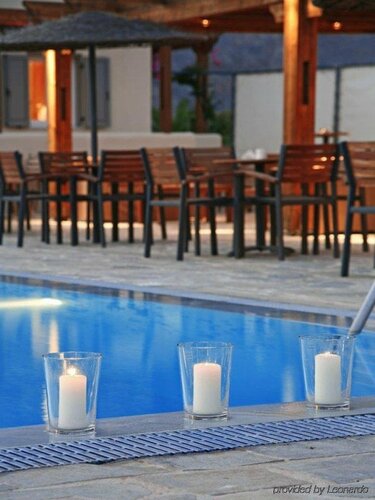 Thera Mare, Забронировать Отель СПА-отели Периволоса, SPA-услуги