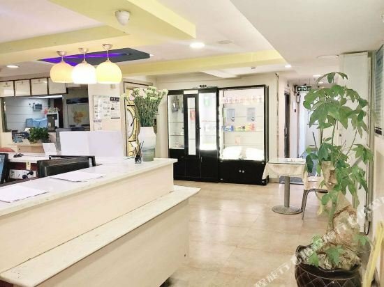 7 Days Inn Chengdu Xindu Baoguang Temple Branch