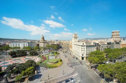 BLESS Hotel Barcelona - New Opening 2026, Забронировать Отель Отели Барселоны с завтраком, рядом с Здание Палау-Роберт, Завтраки