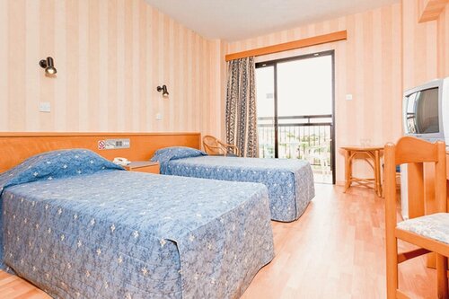 Kapetanios Bay Hotel, Rezerwuj Hotel Hotele w Protaras ze śniadaniem, w pobliżu Sunrise Beach, Śniadanie