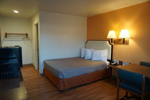Holiday Lodge, Varaa Mini-hotelli Yakima Yakima Valley