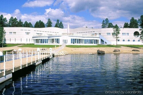 Break Sokos Hotel Bomba, Book Hotel Hoteller i Northern Savonia med parkering, Parkering