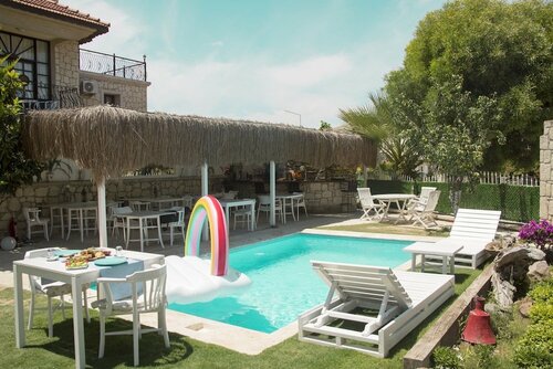 Cynara Hotel Alacati, Забронировать Отель Чешме Измир, рядом с Пазарьери