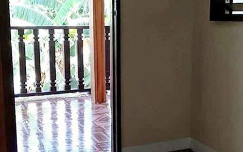 Edward Lodge, Buchen Sie Pension San Jose Mindoro