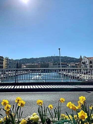 Le National, Réserver Hôtel Sète Étang de Thau