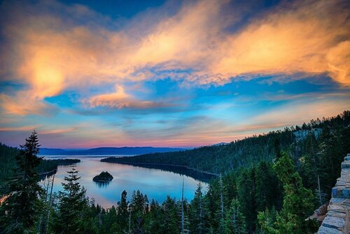 Motel 6-South Lake Tahoe, CA, Забронировать Мотель Саут-Лейк-Тахо South Lake Tahoe Area, рядом с Гольф-клуб Magic Carpet