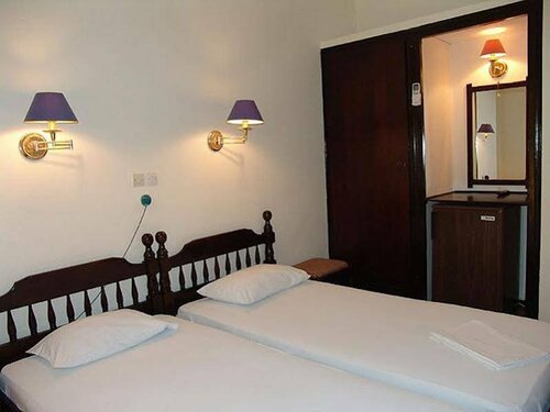Meltemi, Prenota Hotel Chora Folegandros 
