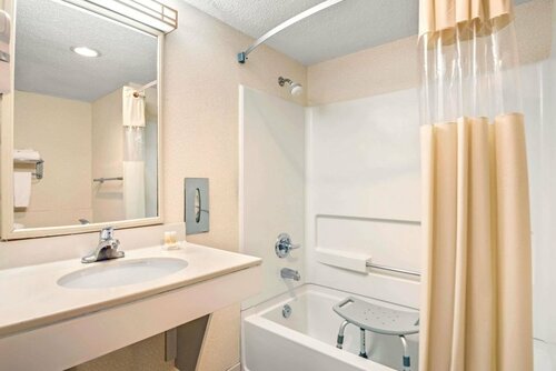 The Longleaf Hotel, Забронировать Отель Роли Raleigh-Durham Metropolitan Area