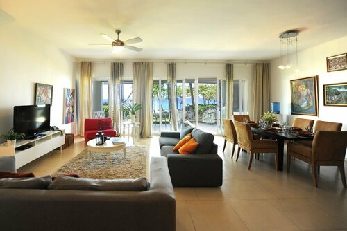Apartments Infiniti Blu