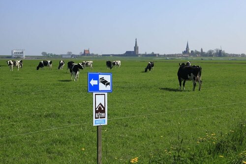 Hotelhuisjes Medemblik, Забронировать Фермерский дом Отели Kop van Noord-Holland с парковкой, Парковка