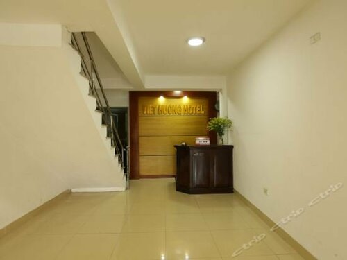 Viet Huong Hotel, Забронировать Отель Отели Ниньбинь с парковкой, рядом с Ninh Binh Train Station, Парковка