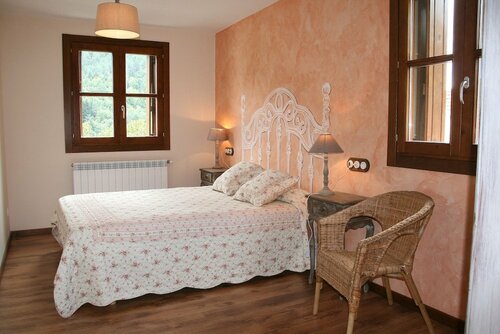 Hostal Onki Xin, Rezervasyon Otel Isaba Roncal Valley