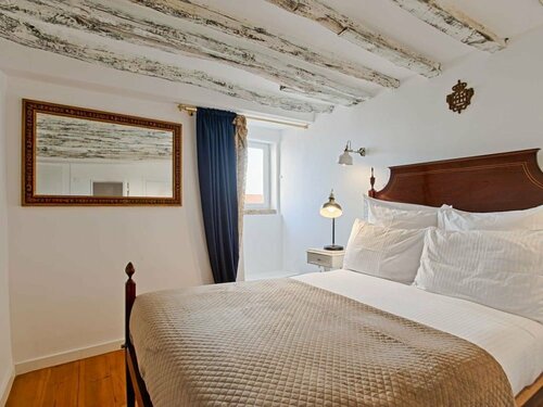 Delightful & Quirky 1 Bedroom, Забронировать Апартаменты/квартира Лиссабон Эстремадура, рядом с Террейру ду Пасу