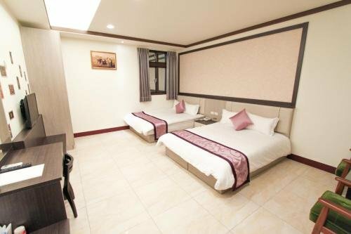 LongXing B&B, Забронировать Отель «постель и завтрак» Отели Хуси 3 звезды, 3*