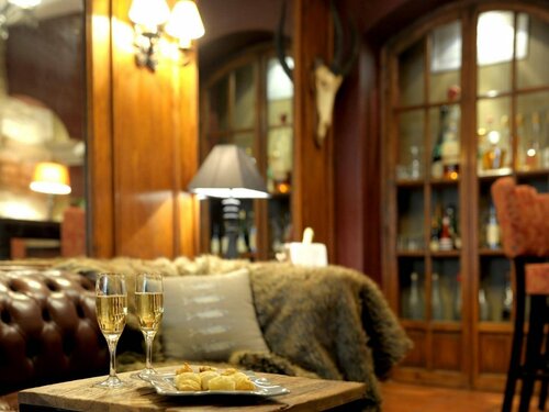 Hôtel de France, Book Hotel Hoteller i Burgund med parkering, Parkering