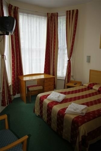 Star Hotel, Забронировать Отель Хаммерсмит и Фулхэм Лондон, рядом с Концертная площадка Bush Hall