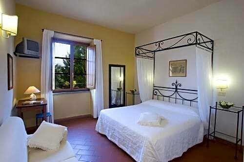 Hotel Scilla, Забронировать Отель Отели Сована 3 звезды, 3*