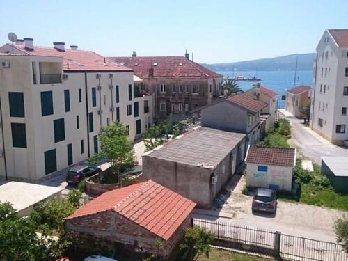 Apartments Olga Tivat, Забронировать Апартаменты/квартира Отели в центре Тиват, в центре