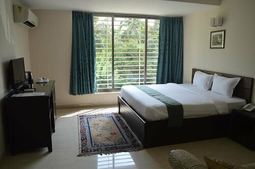 Arotel Rooms & Suites Calangute, Varaa Hotelli Calangute 