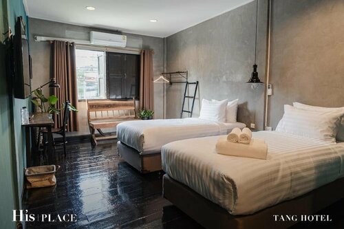 Tang House, Забронировать Гостевой дом Раттхеви Бангкок