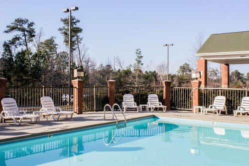 Four Points by Sheraton Raleigh Arena, Забронировать Отель Роли Raleigh-Durham Metropolitan Area