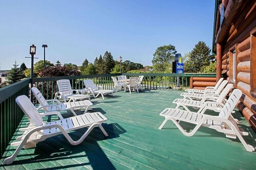 Days Inn by Wyndham Mackinaw City - Bridgeview Area, Buchen Sie Hotel Mackinaw City Michigan