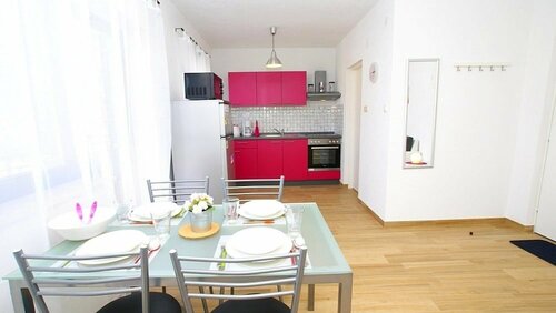 Kamelija apartmani, Забронировать Отель Малинска остров Крк