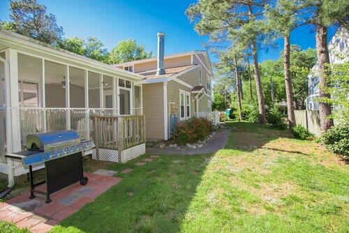 Beach Wood Retreat 4 Bedrooms 2 Bathrooms Home, Забронировать Апартаменты/квартира Вирджиния-Бич Виргиния