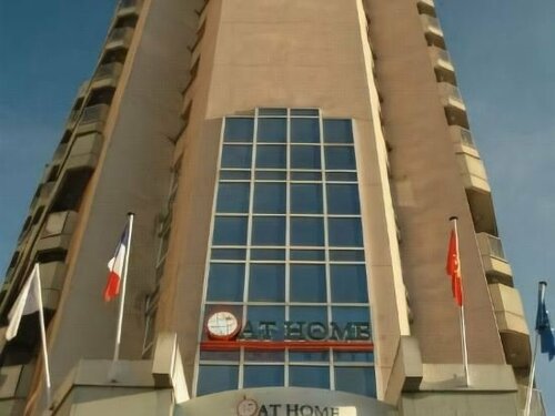 At Home Appart'Hotel, Забронировать Отель Отели Верхней Гаронны 3 звезды, 3*