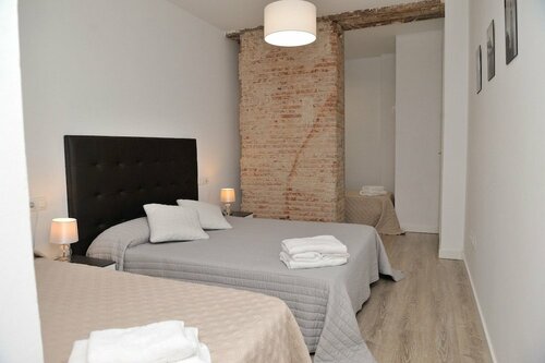 Travel Habitat Ayuntamiento, Забронировать Апартаменты/квартира Отели Валенсии с парковкой, рядом с Alameda Bridge, Парковка