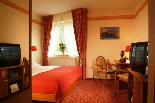 Hotel Am Badepark, Réserver Hôtel Hôtels à Frise orientale avec piscine, Piscine