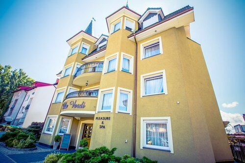 Villa Verdi Pleasure & Spa, Забронировать Курортный отель Леба Slowinski National Park