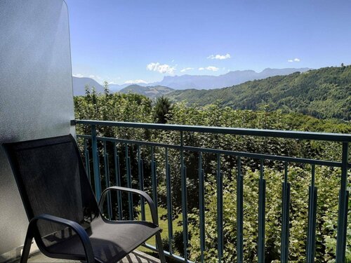 Hotel Les Mésanges, Book Hotel Hoteller i Rhône-Alps med parkering, Parkering