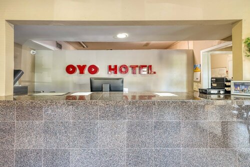 Oyo Hotel Houston Galleria West, Boek Hotel Hotels in Houston met parkeren, Parkeren