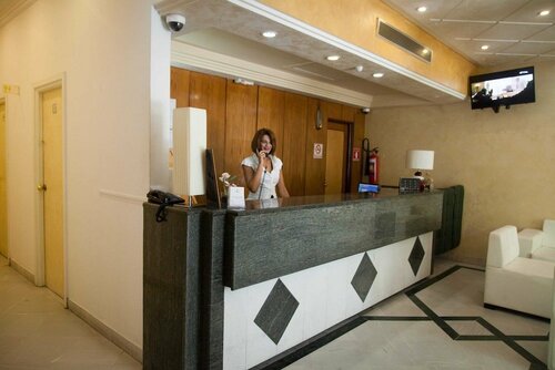 Hotel Tunisie Confort, Забронировать Отель Отели Tunis Centre по системе «всё включено», Всё включено