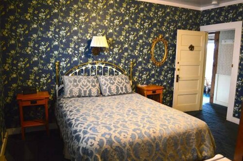 OMEO Suites Glass Beach, Забронировать Отель Отели Форт-Брэгг с парковкой, Парковка