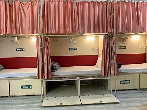 Vinayak Guest House, Забронировать Гостевой дом Бани-Парк 