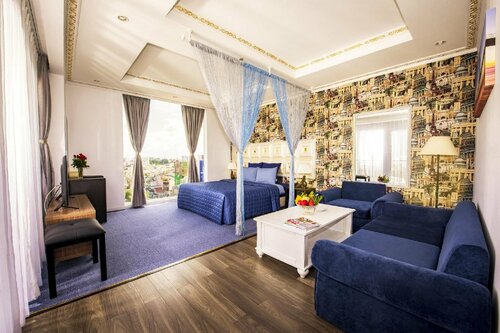 Golden Crown Hotel, Забронировать Отель Отели Хошимина по системе «всё включено», рядом с Vinh Nghiem Pagoda, Всё включено