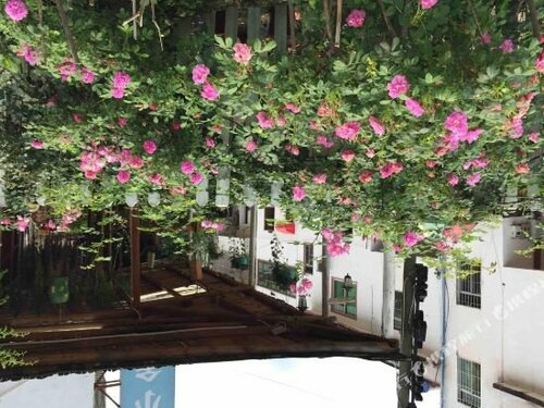 House of Wisdom, Rezerwuj Hotel Hotele w Shaoguan z parkingiem, Parking