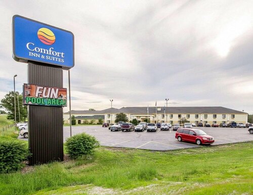 Comfort Inn & Suites Black River Falls I-94, Réserver Hôtel Hôtels à Wisconsin avec piscine, Piscine