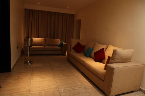 Monty Suites Calabar, Забронировать Отель Калабар Нигерия