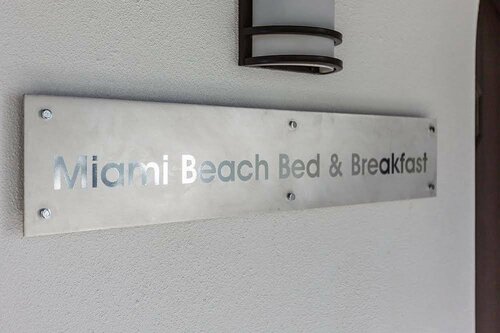Bars B&B South Beach Hotel, Забронировать Отель «постель и завтрак» Отели Майами-Бич с бассейном, рядом с Ночной клуб Nikki Beach Miami, Бассейн
