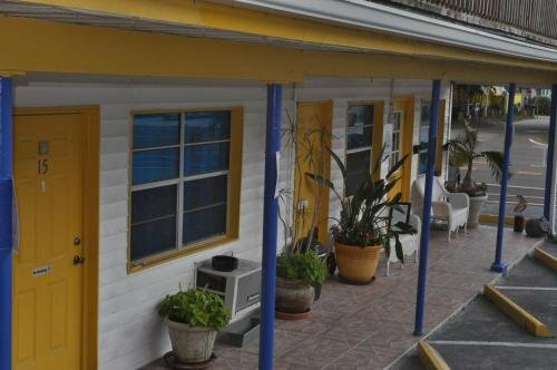 Sunburst Inn, Забронировать Мини-отель Мини-отели Клируотер-Бич, Мини-отель