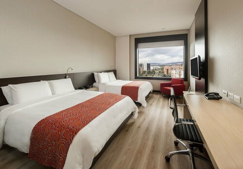 Hilton DoubleTree Bogotá Salitre AR, Забронировать Отель Teusaquillo Богота
