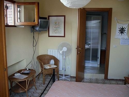 Mare Lughente, Rezerwuj Hotel Cuglieri Sardinia South