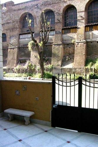 Domus Pinciana, Забронировать Отель Виа Венето , рядом с Римский музей современного искусства