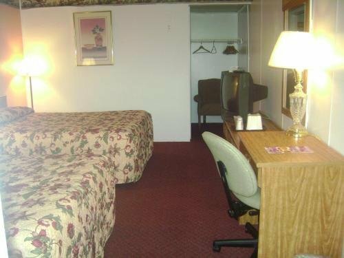 Red Carpet Inn Rome, Buchen Sie Hotel Rome New York State