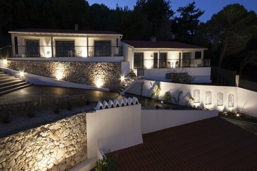 Hillside House Suites & Spa, Забронировать Курортный отель Калдаш-да-Раинья 